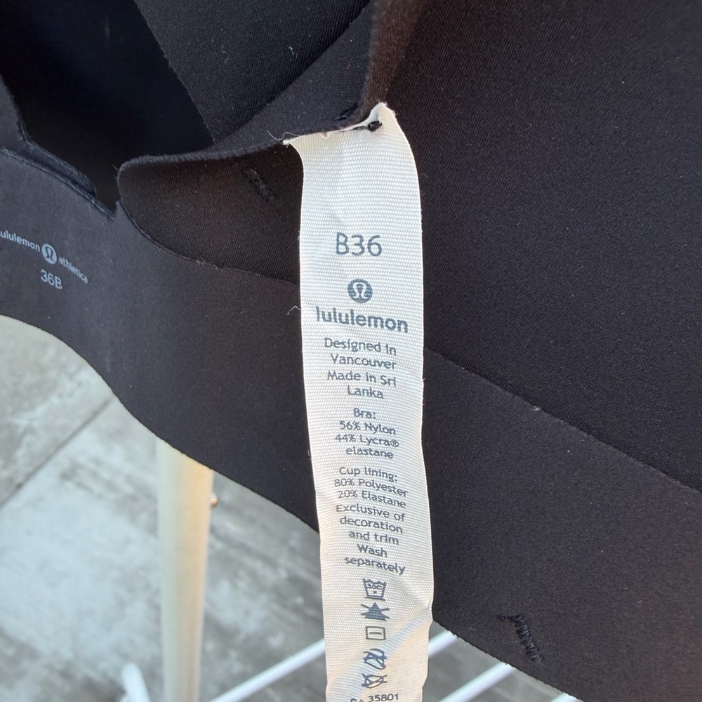 Lululemon Athletica Black Cross-Back Sports Bra - Picture 5 of 7